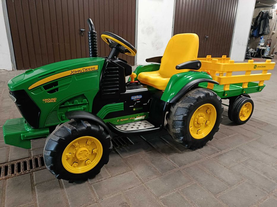 Traktorek z przyczepą Peg Perego John Deere