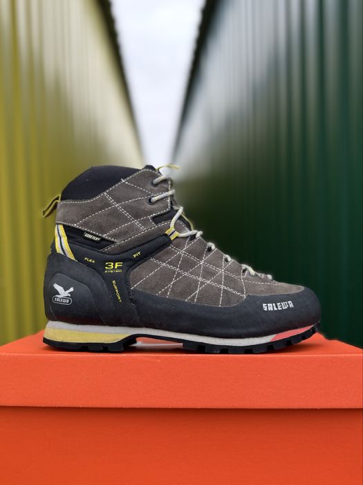 Ботинки gore tex salewa оригинал 41 размер трекинговые с мембраной