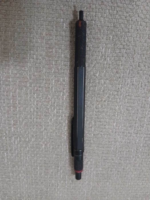 Lapiseira vintage rOtring 600 0.7mm
