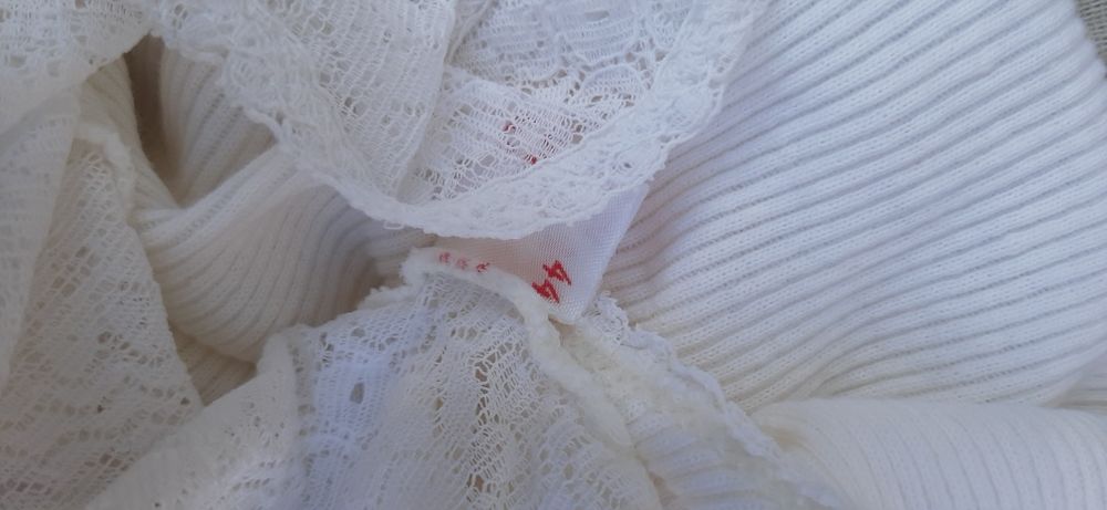 Top damski biały rozmiar 44 firma VEB