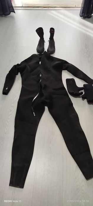 Fato de mergulho masculino naoprene