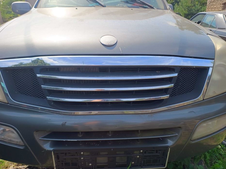 Zderzak maska lampy grill ssangyong rexton 2,9