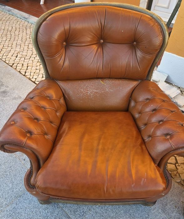 Sofas  usados ou para restaurar