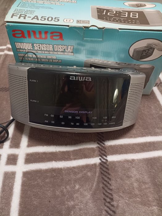 Будильник, часы, радио  Винтаж.