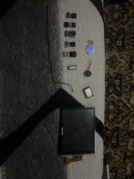 Продам камеры,сенсор,микровон,динамик, екран от фотоапарата [Olimpus]