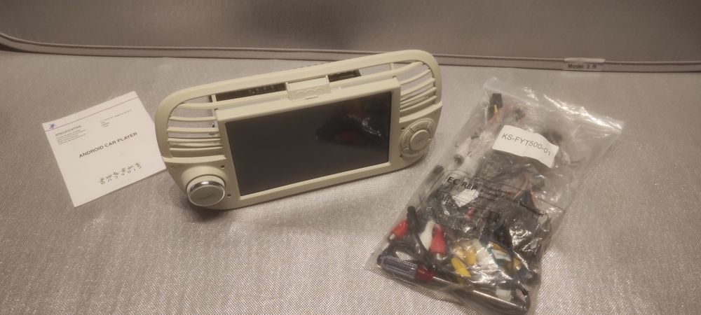 Radio 2 DIN Android Fiat 500  + Carplay + GPS + 2 GB RAM + 64 GB ROM