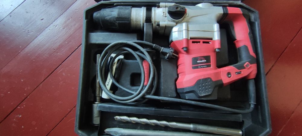 Перфоратор SDS-MAX
