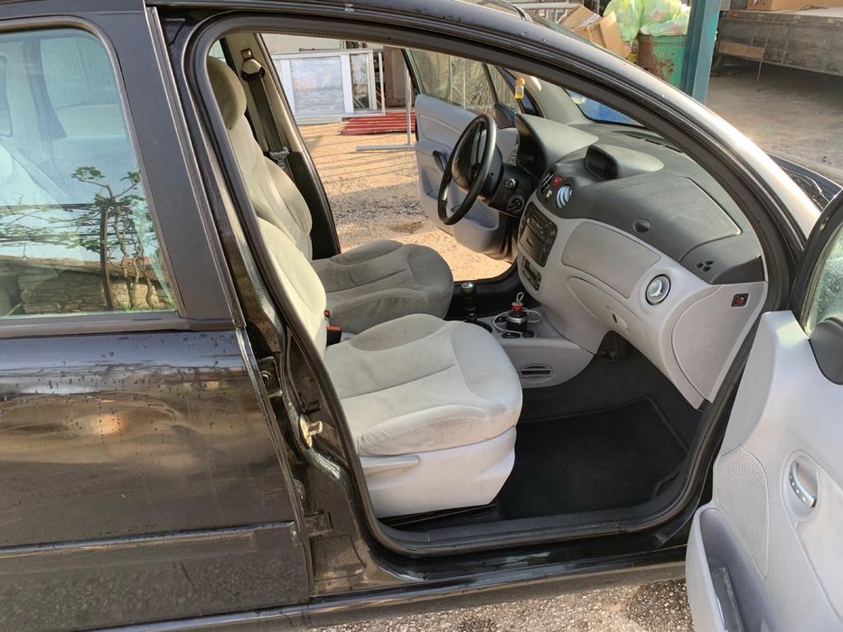 Vendo carro Centroen 3