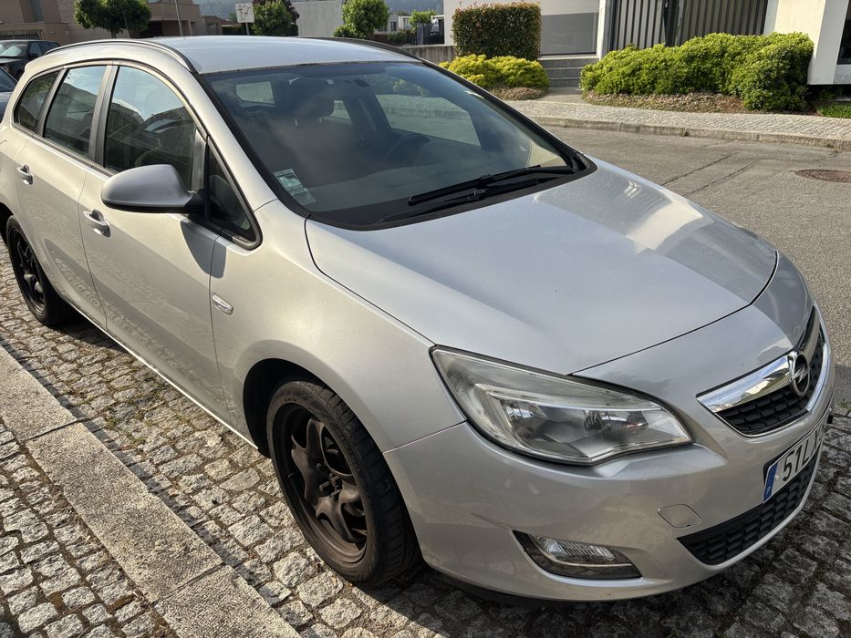 Opela Astra Sport Tourer 2011 foto 3