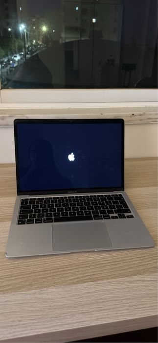 MacBook Air M1 — Funcional