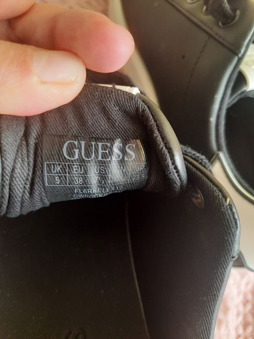 Guess sneakersy oryginalne NOWE