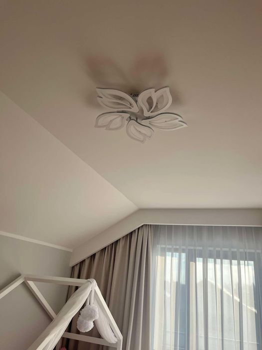 Sprzedam lampę sufitową
