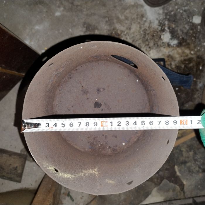 піч під кострулю (котелок)