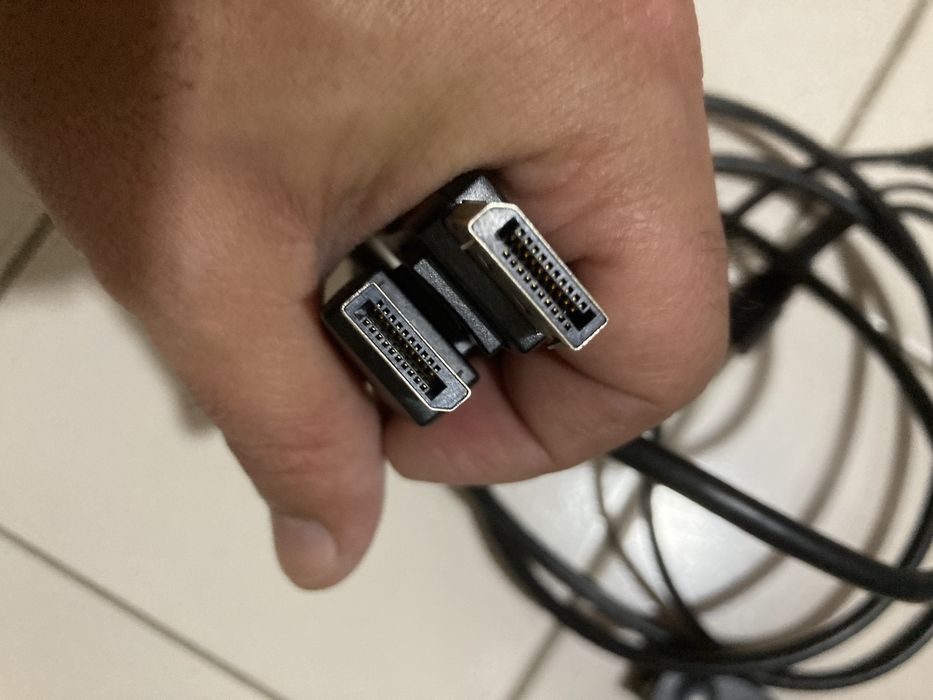 DisplayPort Cables64284339636097121
