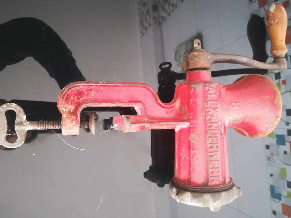 Máquina de moer carne _ antiquísima