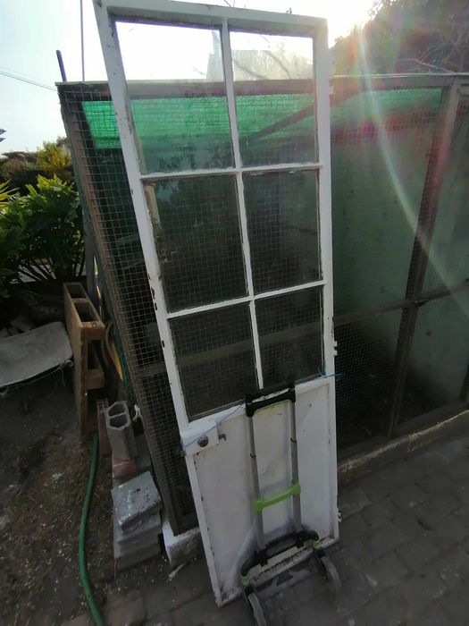 Porta de ferro com vidro