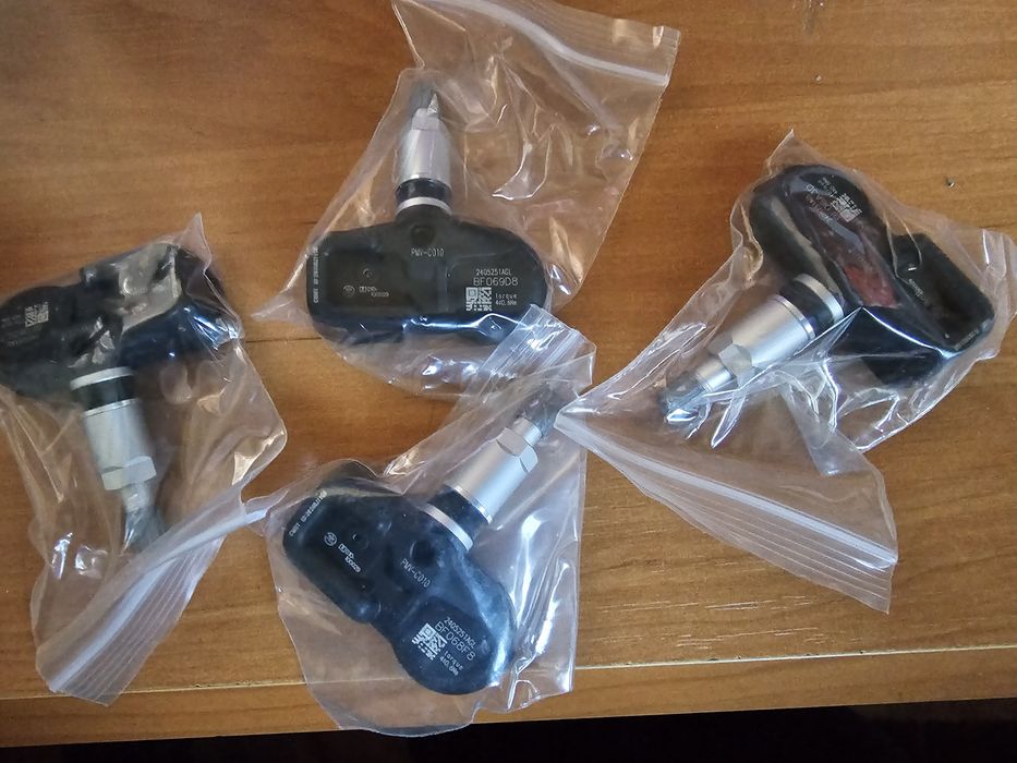 Czujniki Ciśnienia -Nowe-Toyota-Do wszystkich Roczników-Montaż-Kodowan