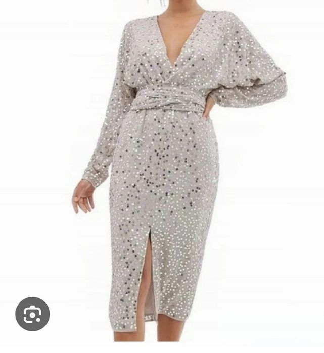 Sukienka asos używana piękna bez uszkodzeń