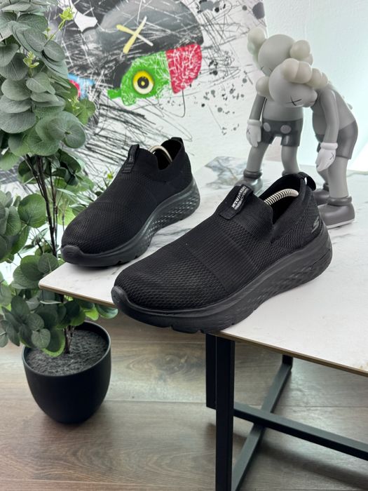 Кросівки Skechers Slip Ins 41 розмір Е15384