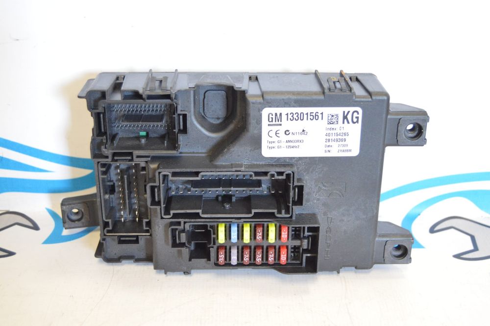 TAMPA CAIXA FUSIVEIS TAMPA PAINEL 13301561 401154265 28149369 OPEL