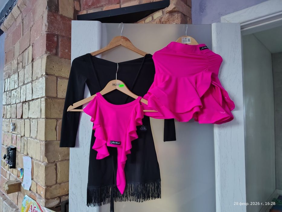 Платье костюм фирменный для бальных танцев