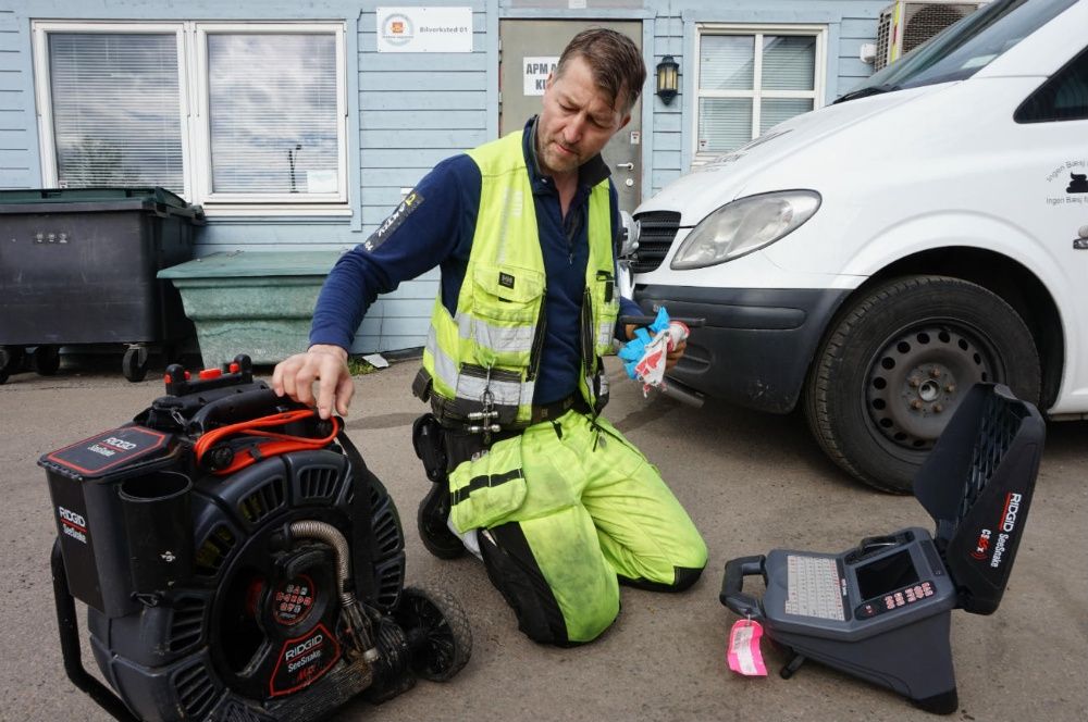 Прочистка труб от засоров, чистка и промывка канализации в Борисполе ...