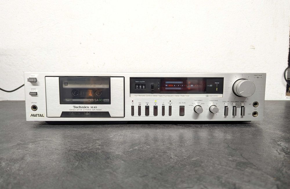 Касетна декаTechnics RS-M 45. Direct Drive. 2 двигуни. SX head.