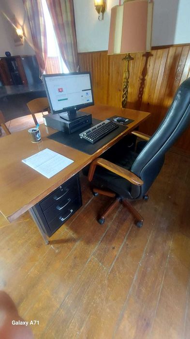 HP Desktop Computer with i7 + 17-Inch Monitor, Mouse + Keyboard64284408571649120