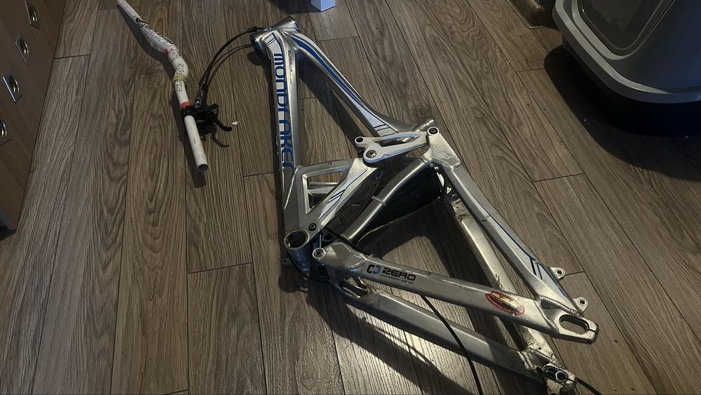 Sprzedam rame mondraker