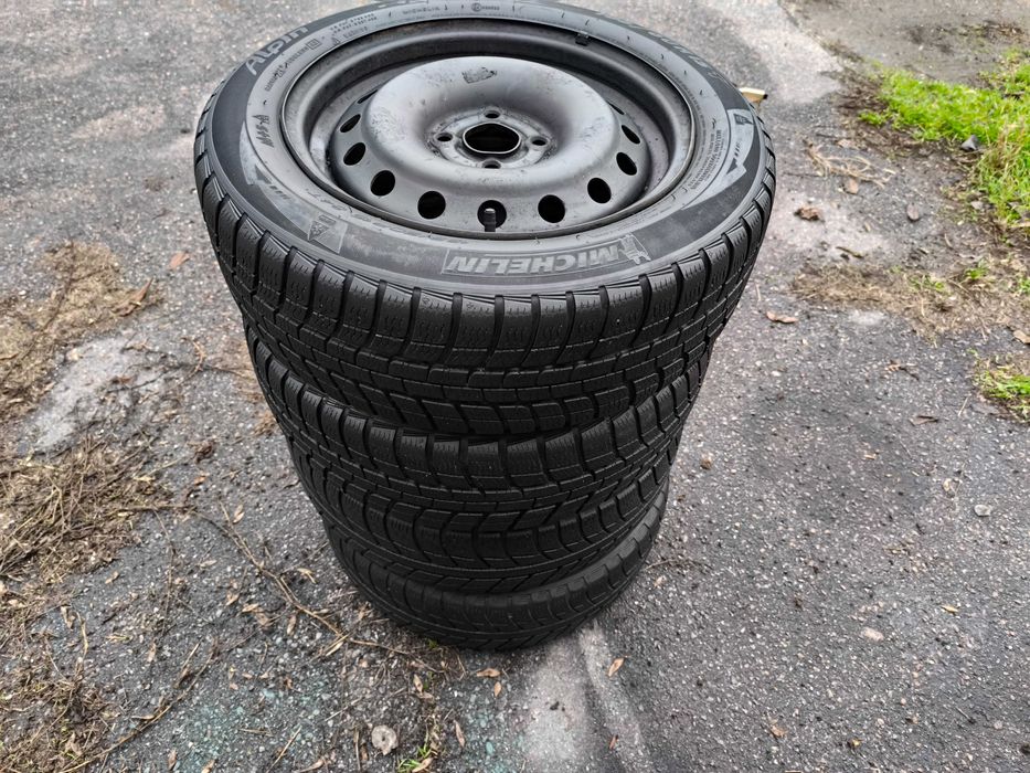 Резина 185/60/R15 Michelin Зимня,Iдеал.Протектор 7мм,як новi.Пересилка