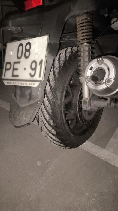 Vendo SYM 125  GTS i (2015) troco por carrinha com bola de reboque