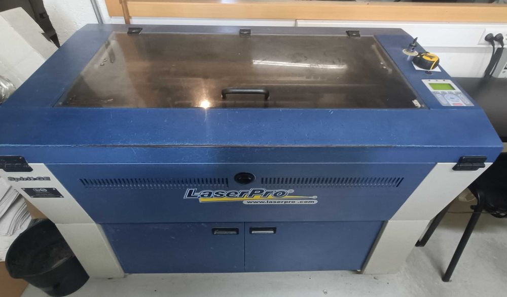 Laser CO2 60w laserpro spirit ge