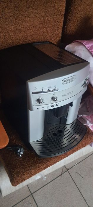 Кавомашина DeLonghi Delonghi magnifica ESAM 3000