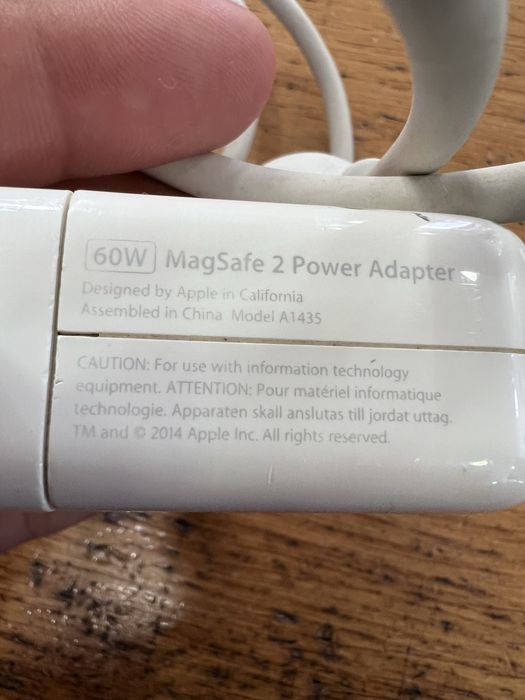 Carregador original Apple Macbook MagSafe 2 60W A1435