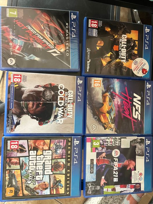 Ps4 slim 500gb + 2 comandos + jogos