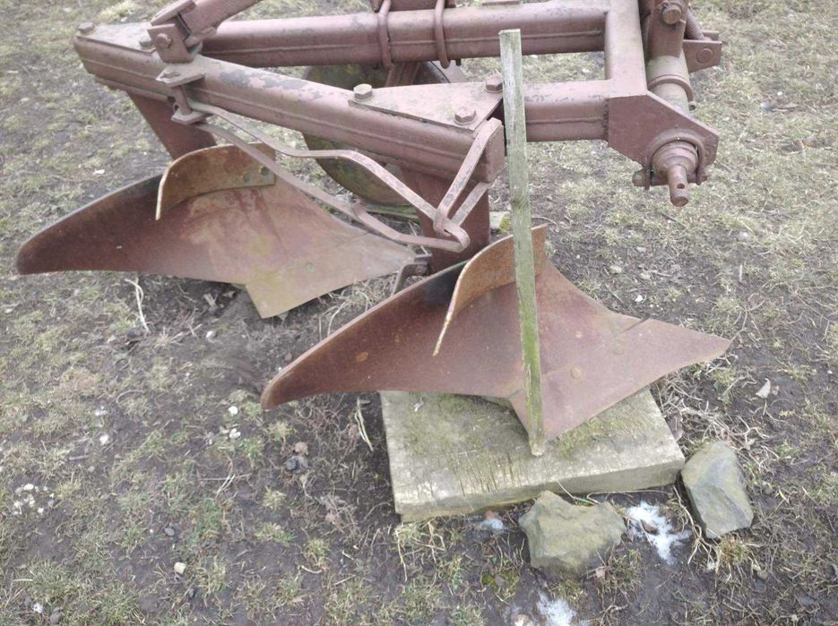 Продається трактор в комплекті