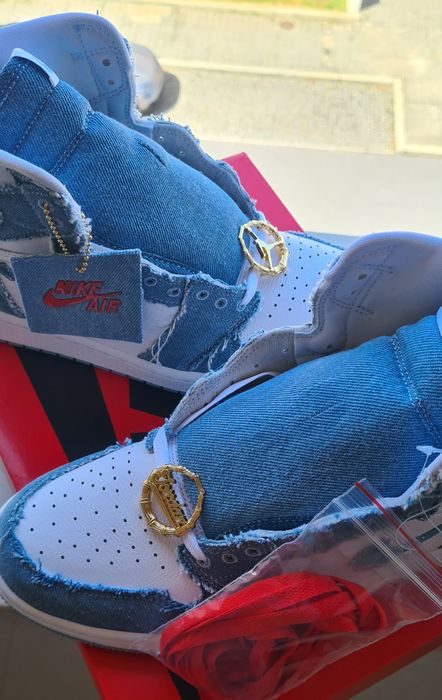 Ténis novos a estrear na caixa Nike AIR JORDAN 1 retro high Denim 43.