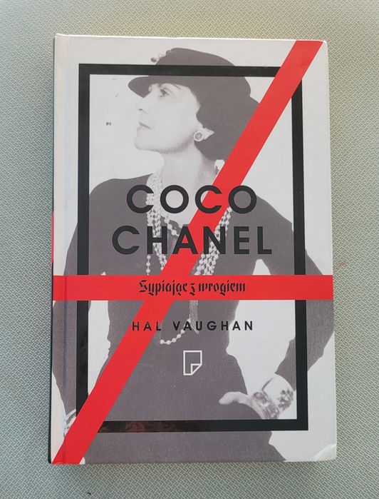 COCO CHANEL sypiając z wrogiem