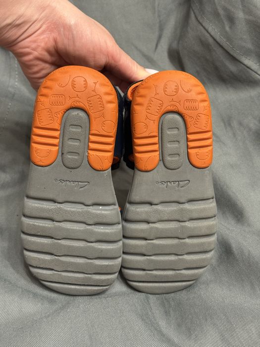 Сандали от Clarks натур. кожа(в идеале)