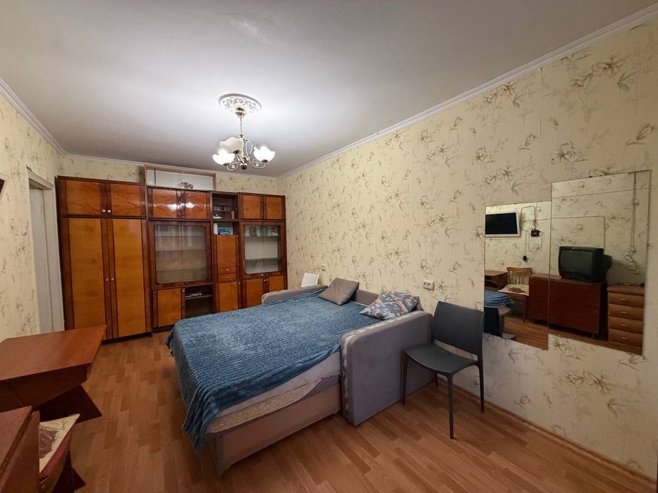 Сдам 1 кв Семёна Палия 60.