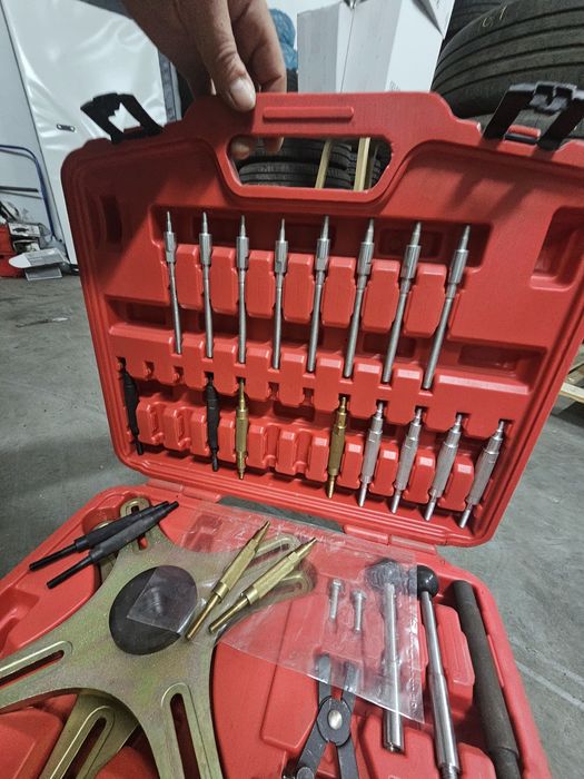 Zestaw do montażu/demontazy sprzęgieł dwumasowych