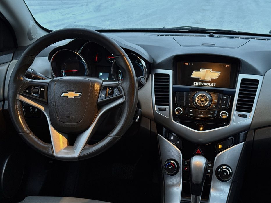 Chevrolet Cruze LT ltz 1.8 AT