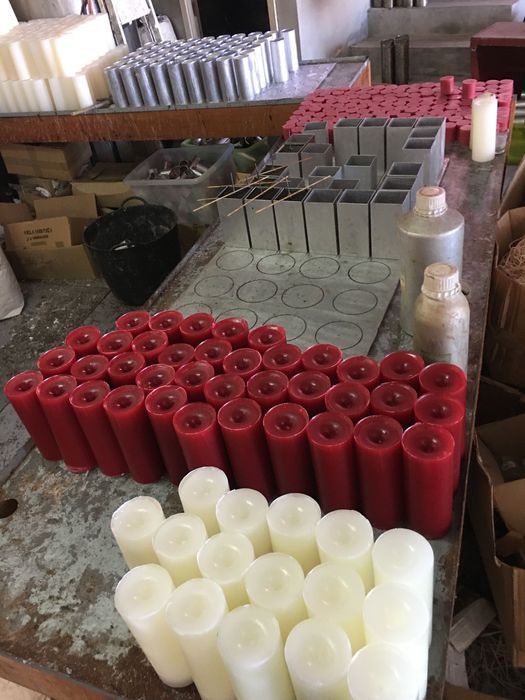 Material para fabrico de velas artesanais e esotéricas