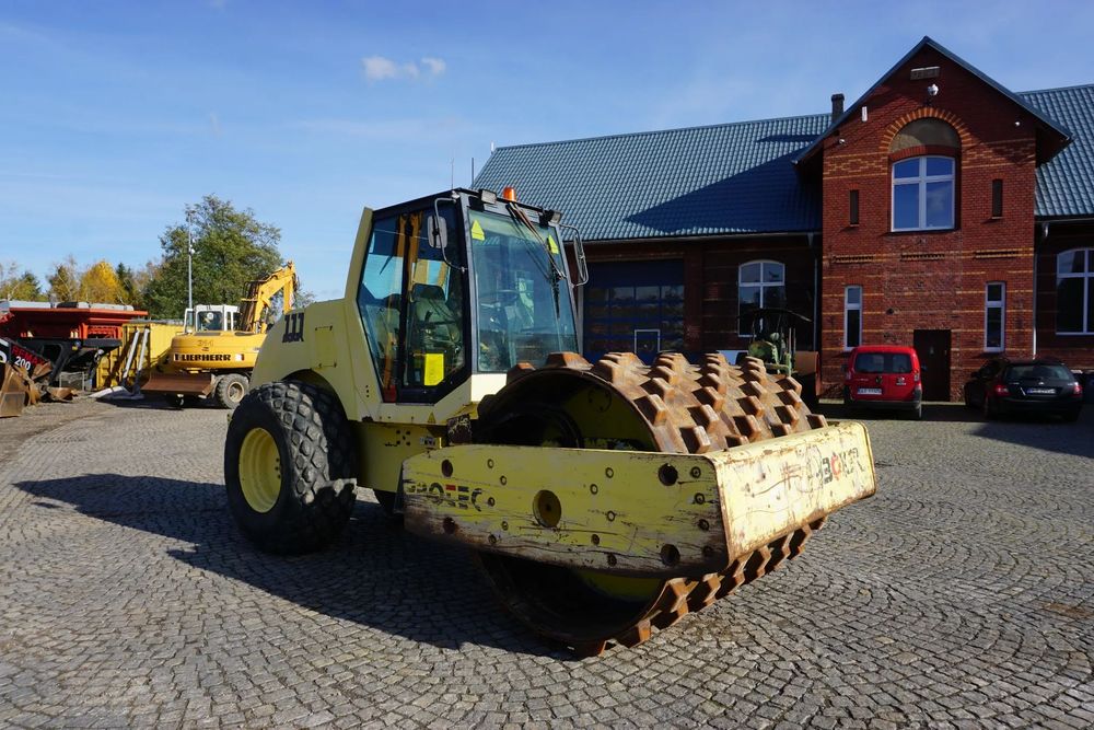 Bomag Protect Boxer 111  Walec drogowy Protec Boxer 111, 12t, 6103h