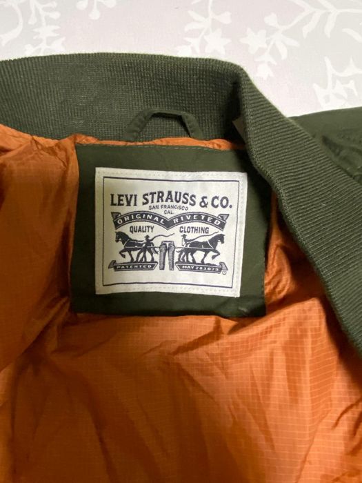 Куртка чоловіча  Levi's  L , XXL