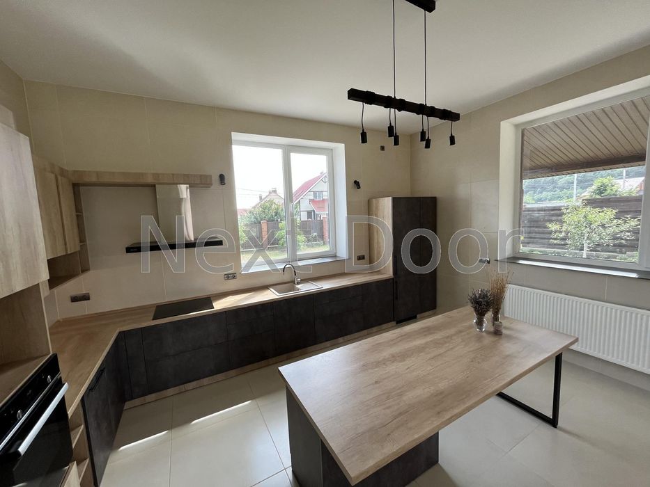 Здам будинок з садом у Лютежі, Лесі Українки 20