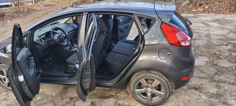 ford fiesta 2016