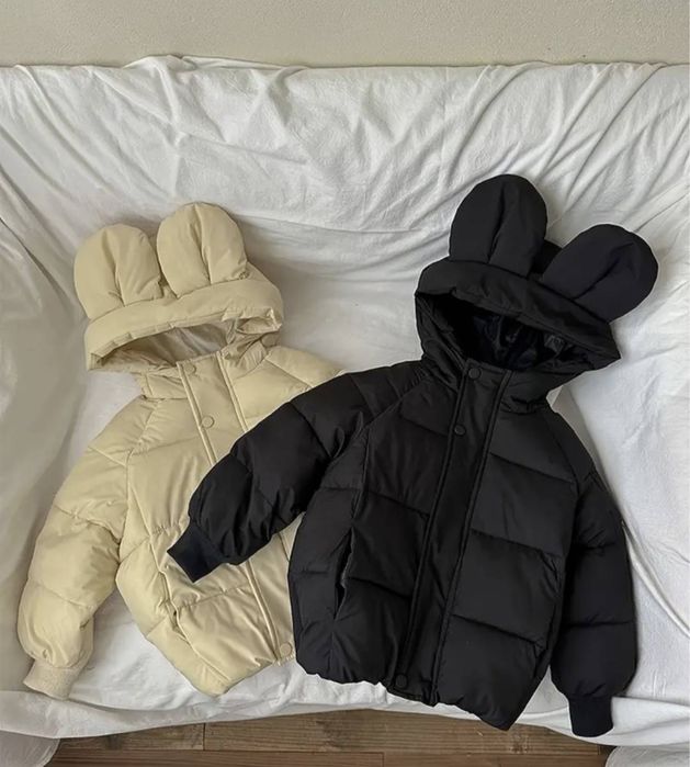 Дівчинка куртка весна