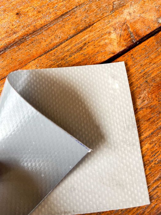 Materiał okryciowy szary, gramatura 1450g/m2