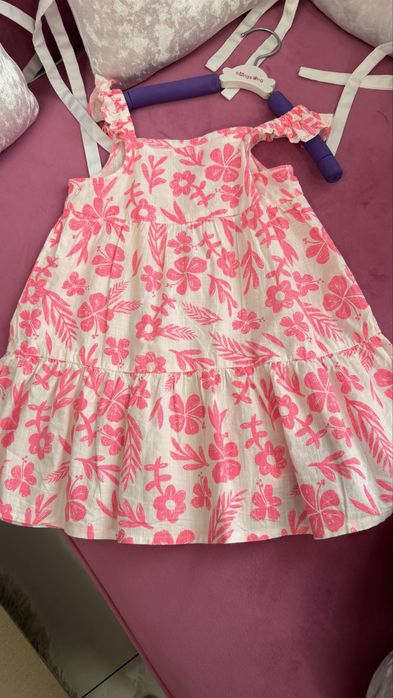 Продам речі для дівчинки 2–3 роки одним лотом